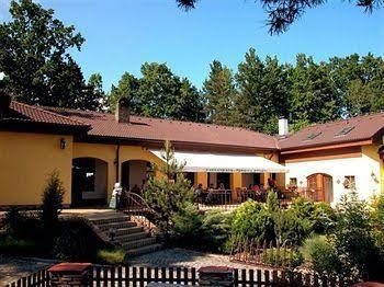 Pension-Restaurant Stilec0