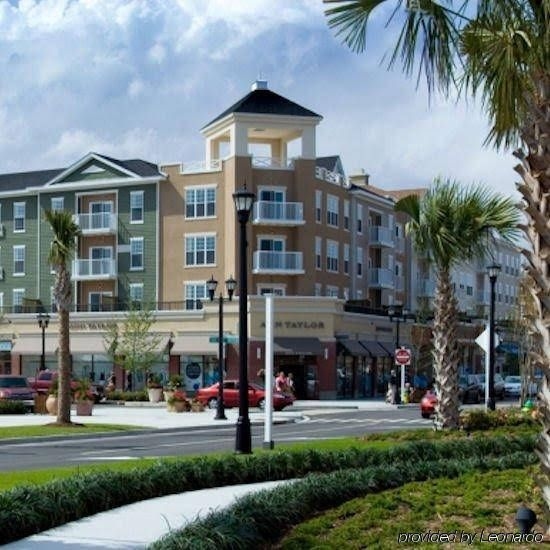 Suites of the Market Common by Beach Vacations1