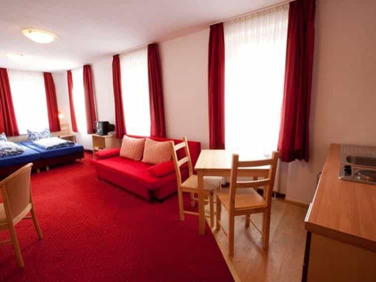 Historisches Weinhotel Zum Grunen Kranz Historisches Weinhotel Zum Grunen Kranz