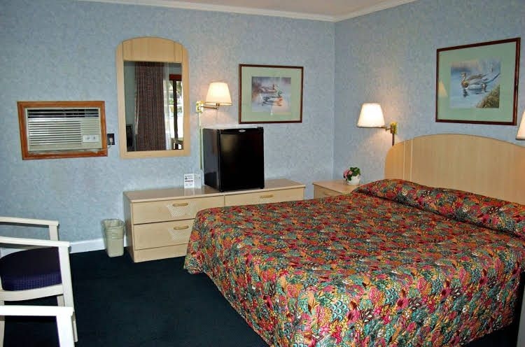 Carolinian Inns1