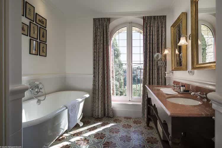 La Bastide de Gordes Hotel & Spa La Bastide de Gordes Hotel & Spa