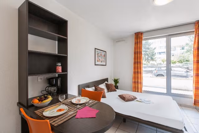 STUDIO WITH DOUBLE BED