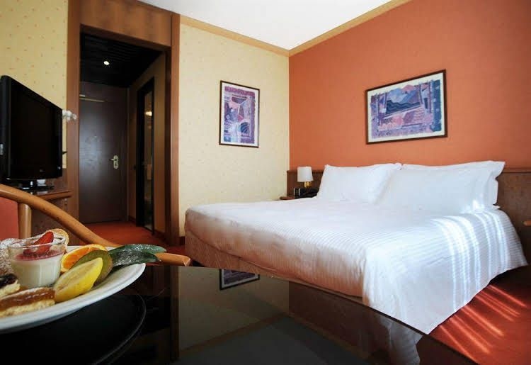 Meditur Hotel Pomezia2