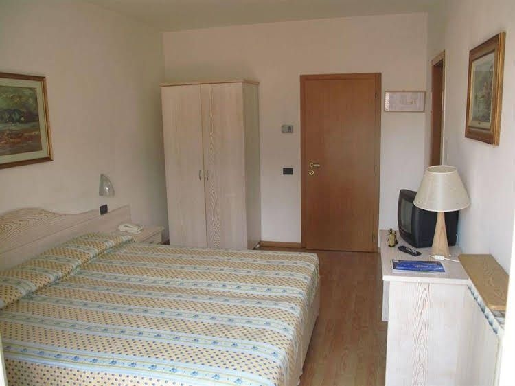 Hotel Zanella1