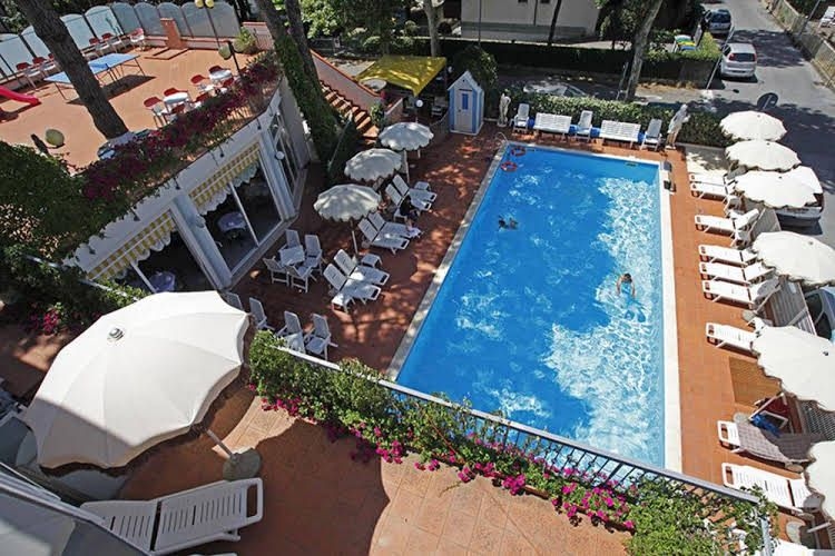 Hotel Villa dei Fiori1