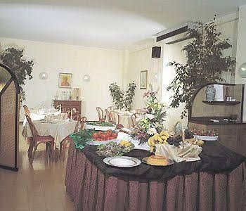 Hotel Croce Di Malta4