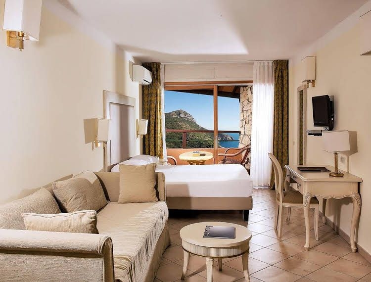 Hotel Torre Di Cala Piccola2