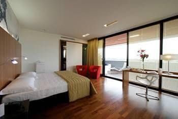Ipointhotel3