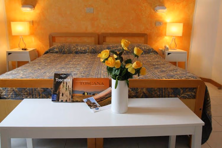 Hotel Elena1