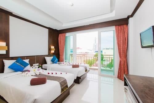 Deluxe Double or Twin Room