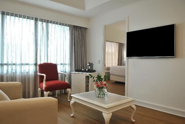 JUNIOR SUITE CAPACITY 1