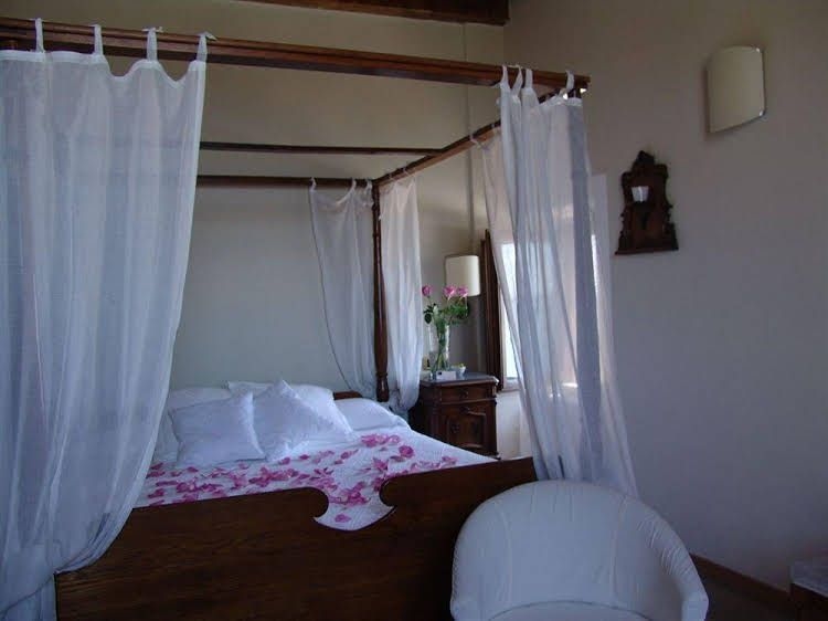 S. Martin Hotel0