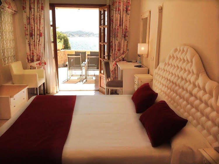 Hotel Cala Fornells1