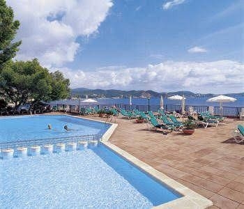 Hotel Cala Fornells0