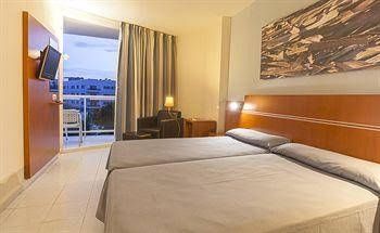 Sirenis Hotel Goleta - Tres Carabelas & Spa0
