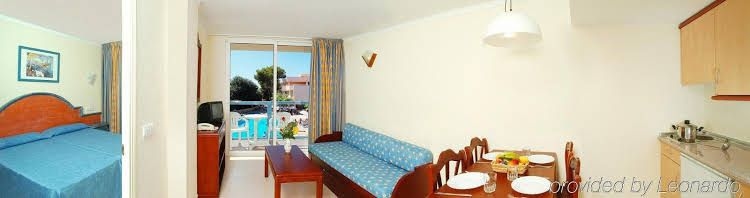 Hotel Playa Canyamel0