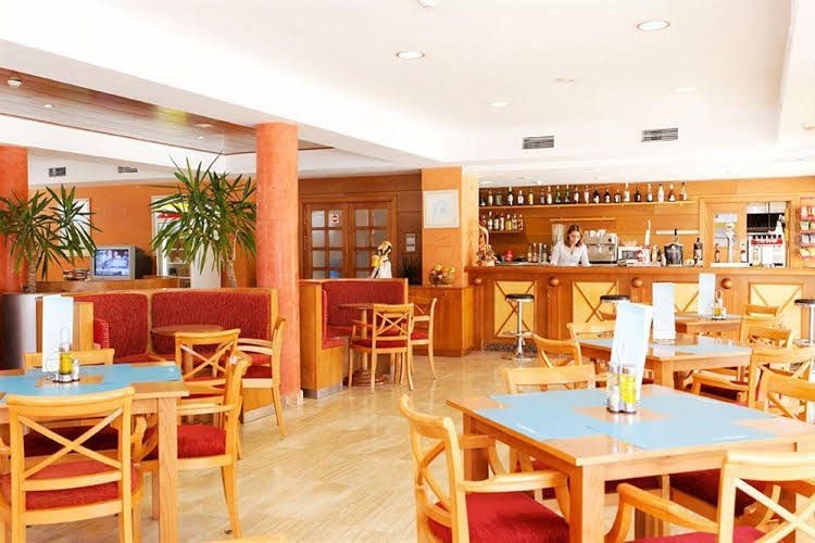 Apartamentos Isla del Aire4