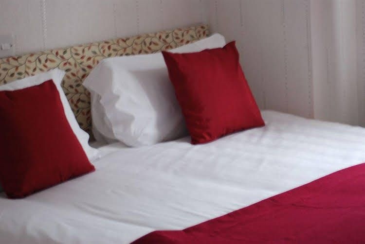 Columba House Hotel & Garden Restaurant2