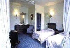 Royal Hotel Royal Hotel