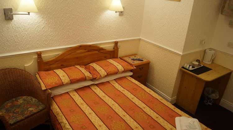 Hampton Court Guesthouse Hampton Court Guesthouse