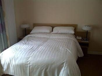 The Queensgate Hotel2