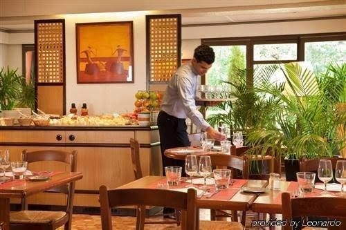 Blue Inn Hotel Birmingham Redditch2