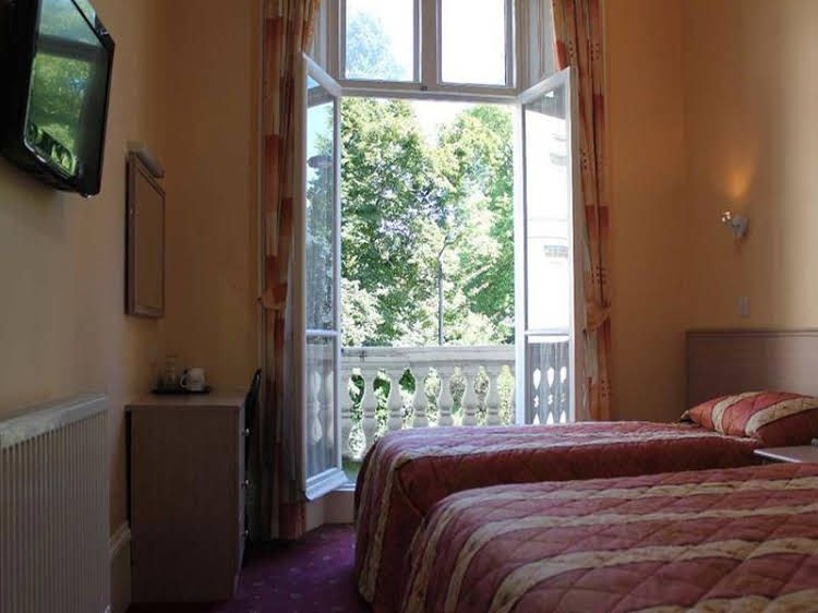 Jubilee Hotel1