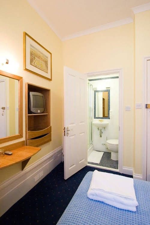 Jesmond Dene Hotel1