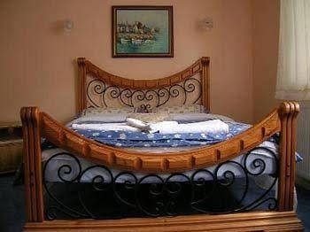 Da Vinci Guest House - Bed And Breakfast (Gatwick)4