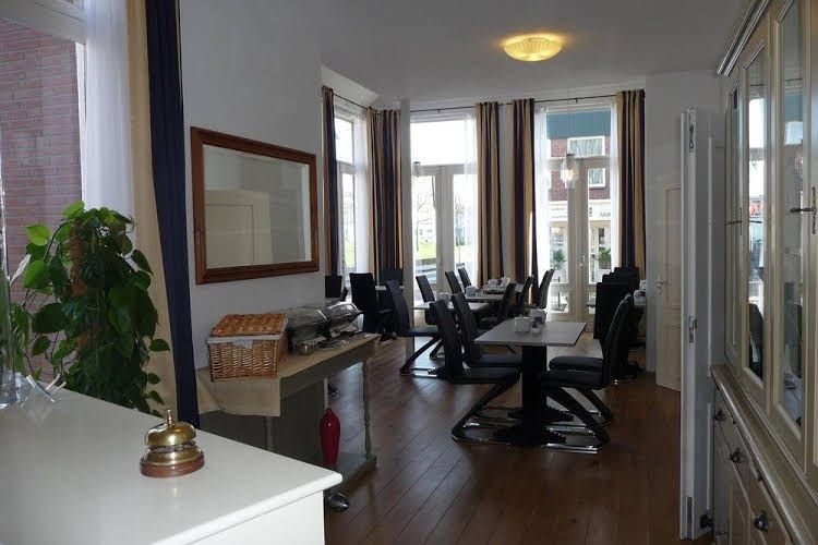 Hotel Mare Liberum0
