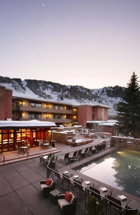 Aspen Square Condominium Hotel2
