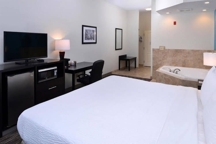 Lexington Inn and Suites - Effingham3