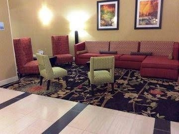 Holiday Inn Express Hotel & Suites Forest4