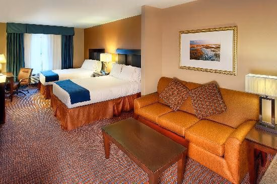 Holiday Inn Express Mount Pleasant- Scottdale4