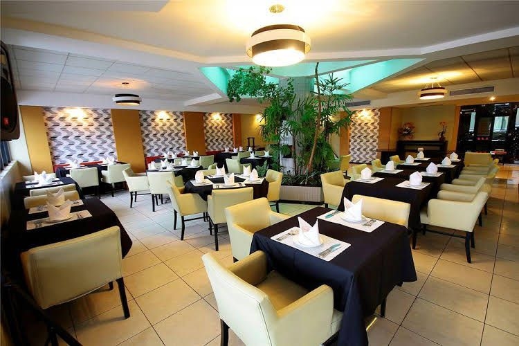 Hotel Adrianopolis All Suites1