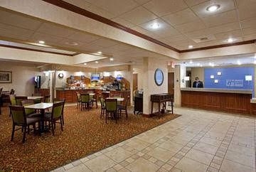 Holiday Inn Express Hotel & Suites Dayton-Huber Heights2