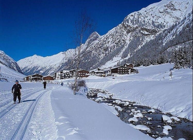 Hotel Bergland Superior0