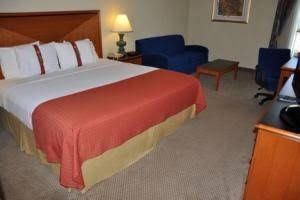 Ramada Plaza Laredo1