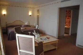 Hotel Omega1