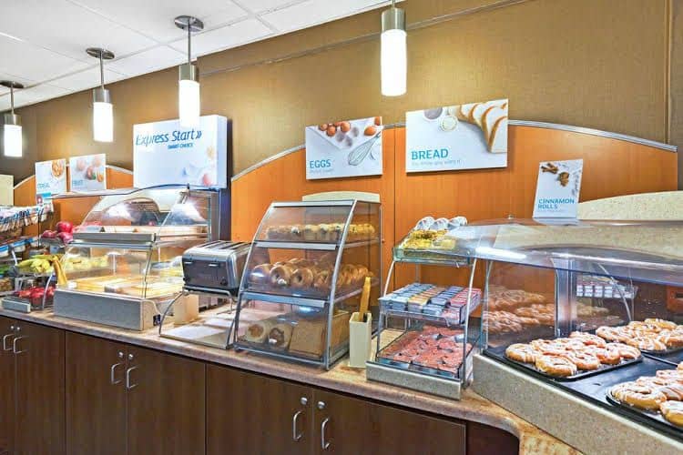 Comfort Inn Lancaster - Rockvale Outlets Comfort Inn Lancaster - Rockvale Outlets