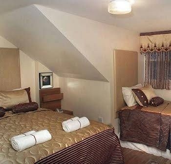ABC Hyde Park Hotel0