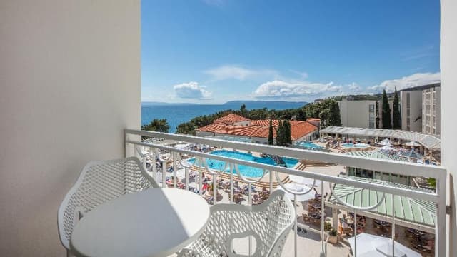 DOUBLE SEA VIEW WITH BALCONY