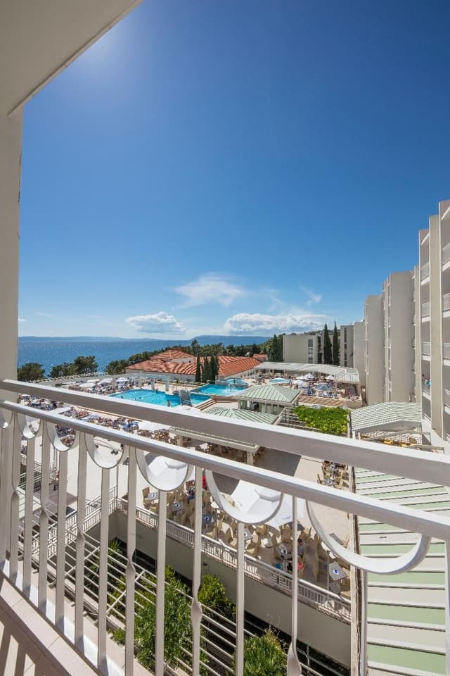 DOUBLE SEA VIEW WITH BALCONY