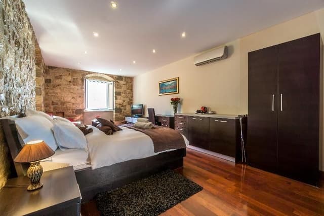 SUITE LUXURY CITY VIEW
