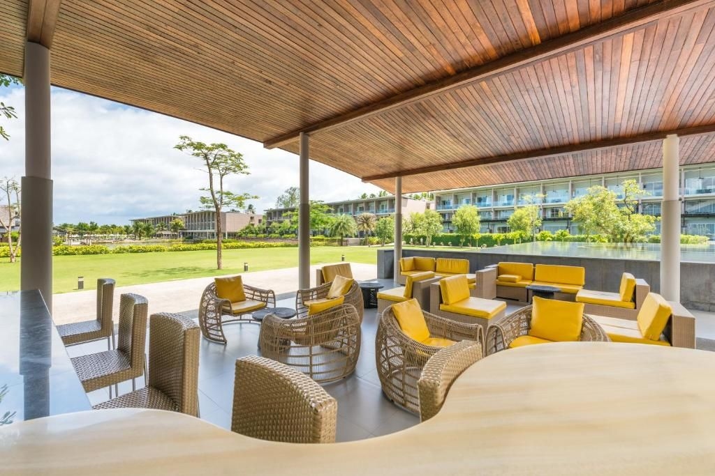 เดอะ แซนด์ เขาหลัก บาย กะตะธานี รีสอร์ต (The Sands Khao Lak by Katathani Resort)1