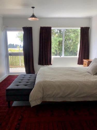 Ruapehu House (10 People)