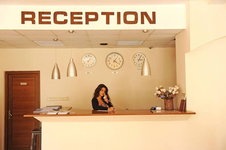 Central Hotel2
