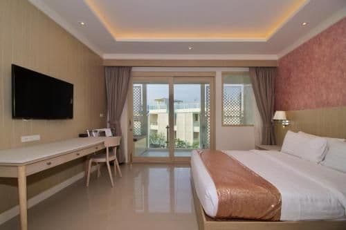 Deluxe Double Room with Spa Bath