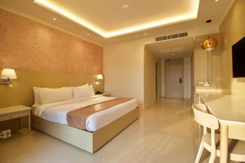 Deluxe Double Room with Spa Bath