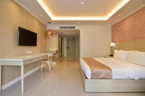 Deluxe Double Room with Spa Bath